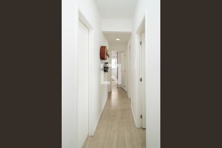 Apartamento à venda com 94m², 3 quartos e 2 vagas Apartamento à venda com 94m², 3 quartos e 2 vagasCorredor - Quartos