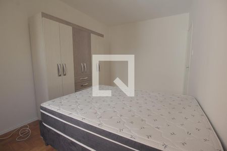 Quarto 2 de apartamento para alugar com 2 quartos, 63m² em Marechal Rondon, Canoas