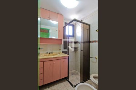 Banheiro da Suíte de apartamento para alugar com 3 quartos, 94m² em Vila Ester (zona Norte), São Paulo