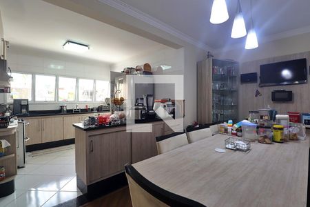 Casa à venda com 198m², 3 quartos e 4 vagasCozinha