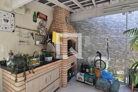 Casa à venda com 198m², 3 quartos e 4 vagasQuintal