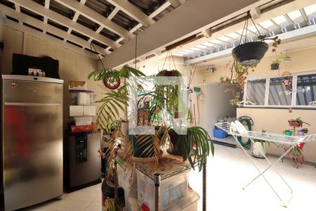 Casa à venda com 198m², 3 quartos e 4 vagasQuintal