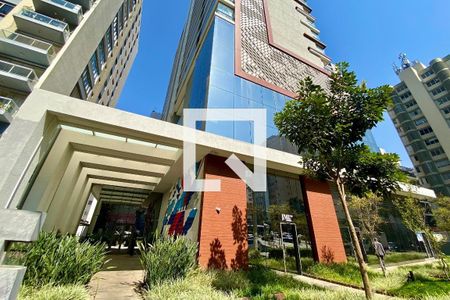 Apartamento à venda com 44m², 1 quarto e 1 vaga Apartamento à venda com 44m², 1 quarto e 1 vagaFachada