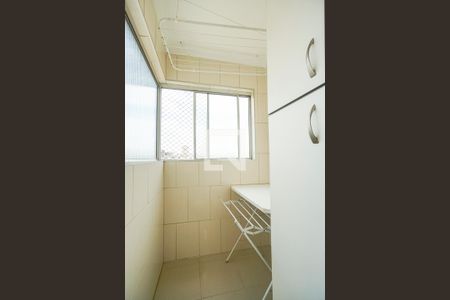 Apartamento à venda com 65m², 2 quartos e 2 vagas Apartamento à venda com 65m², 2 quartos e 2 vagasÁrea de serviço