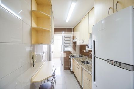 Apartamento à venda com 65m², 2 quartos e 2 vagas Apartamento à venda com 65m², 2 quartos e 2 vagasCozinha