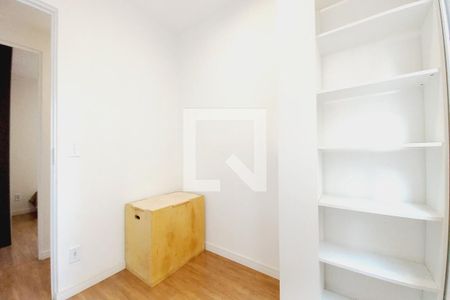 Quarto 2  de apartamento para alugar com 3 quartos, 60m² em Vila Satúrnia, Campinas