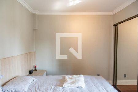 Apartamento à venda com 220m², 4 quartos e 3 vagas Apartamento à venda com 220m², 4 quartos e 3 vagasSuíte 3