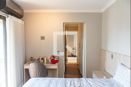 Apartamento à venda com 220m², 4 quartos e 3 vagas Apartamento à venda com 220m², 4 quartos e 3 vagasSuíte 3