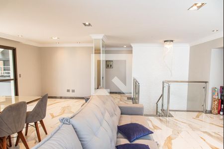 Apartamento à venda com 220m², 4 quartos e 3 vagas Apartamento à venda com 220m², 4 quartos e 3 vagasSala piso superior