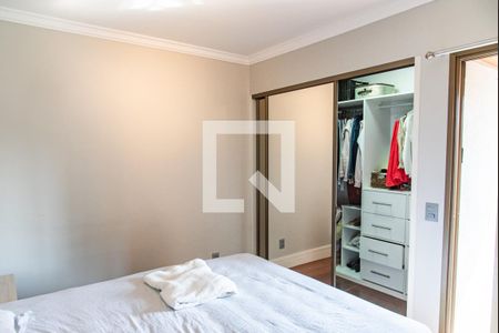 Apartamento à venda com 220m², 4 quartos e 3 vagas Apartamento à venda com 220m², 4 quartos e 3 vagasSuíte 3