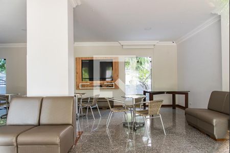 Apartamento à venda com 220m², 4 quartos e 3 vagas Apartamento à venda com 220m², 4 quartos e 3 vagasÁrea comum - Salão de festas