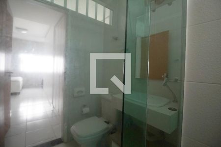 Apartamento para alugar com 90m², 3 quartos e 1 vaga Apartamento para alugar com 90m², 3 quartos e 1 vagaBanheiro da Suíte