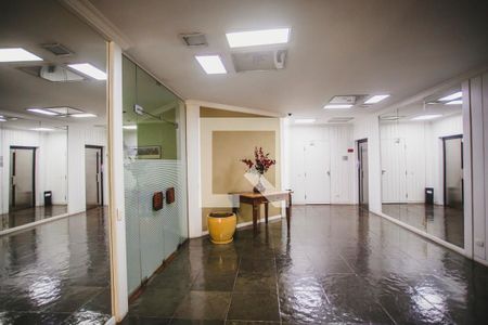 Apartamento à venda com 54m², 1 quarto e 1 vaga Apartamento à venda com 54m², 1 quarto e 1 vagaHall social