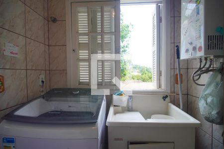 Casa à venda com 203m², 3 quartos e 2 vagas Casa à venda com 203m², 3 quartos e 2 vagasÁrea de Serviço