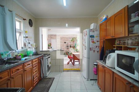 Casa à venda com 203m², 3 quartos e 2 vagas Casa à venda com 203m², 3 quartos e 2 vagasCozinha