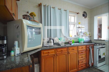 Casa à venda com 203m², 3 quartos e 2 vagas Casa à venda com 203m², 3 quartos e 2 vagasCozinha