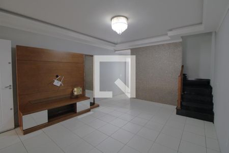 Sala de casa para alugar com 3 quartos, 120m² em Jardim Sabará, São Paulo
