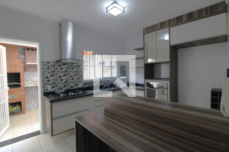 Casa à venda com 120m², 3 quartos e 2 vagasCozinha