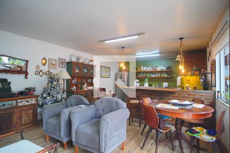 Casa à venda com 120m², 3 quartos e 4 vagas Casa à venda com 120m², 3 quartos e 4 vagasÁrea gourmet