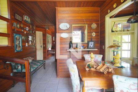 Sala 1 de casa à venda com 3 quartos, 120m² em Canudos, Novo Hamburgo