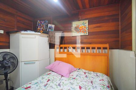 Casa à venda com 120m², 3 quartos e 4 vagas Casa à venda com 120m², 3 quartos e 4 vagasQuarto 2