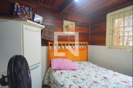 Casa à venda com 120m², 3 quartos e 4 vagas Casa à venda com 120m², 3 quartos e 4 vagasQuarto 2
