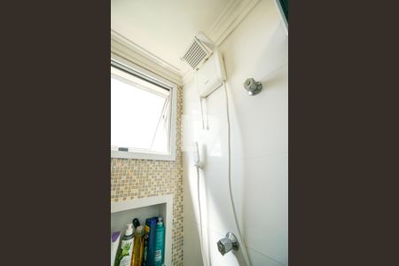 Apartamento à venda com 50m², 2 quartos e 3 vagasChuveiro