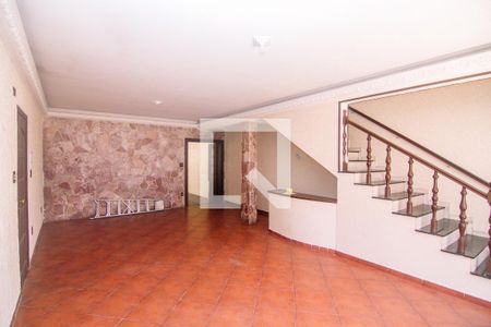Sala de casa à venda com 3 quartos, 260m² em Vila Liviero, São Paulo