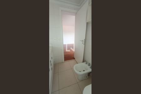 Apartamento para alugar com 190m², 3 quartos e 3 vagas Apartamento para alugar com 190m², 3 quartos e 3 vagasBanheiro