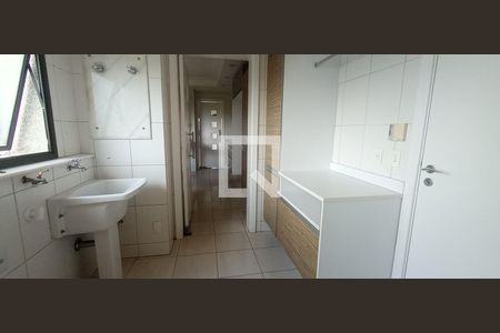 Apartamento para alugar com 190m², 3 quartos e 3 vagas Apartamento para alugar com 190m², 3 quartos e 3 vagasÁrea de Serviço