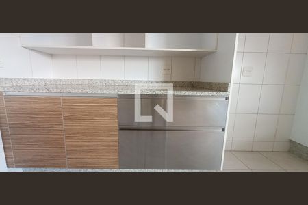 Apartamento para alugar com 190m², 3 quartos e 3 vagas Apartamento para alugar com 190m², 3 quartos e 3 vagasCozinha - Armários