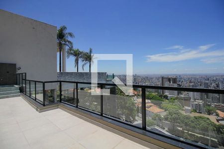 Varanda de casa à venda com 4 quartos, 326m² em Mangabeiras, Belo Horizonte