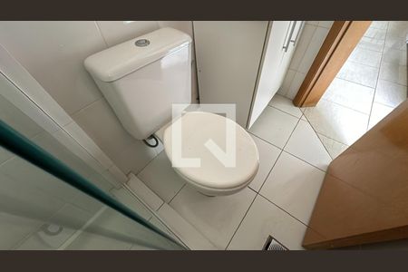 Studio para alugar com 27m², 1 quarto e sem vaga Studio para alugar com 27m², 1 quarto e sem vagaBanheiro