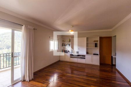 Sala de TV de apartamento à venda com 4 quartos, 140m² em Tamboré, Santana de Parnaíba