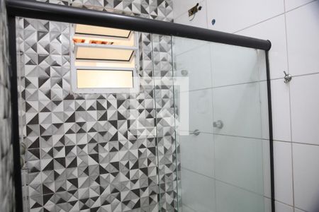 Banheiro suite de casa para alugar com 2 quartos, 78m² em Canto do Forte, Praia Grande