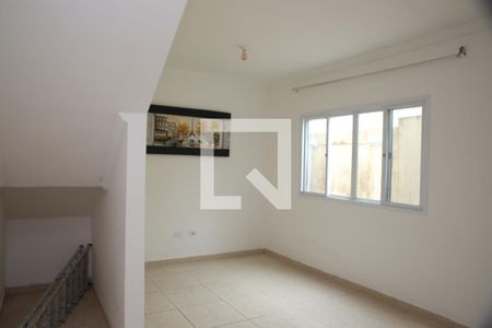 Casa para alugar com 78m², 2 quartos e 1 vagaSala