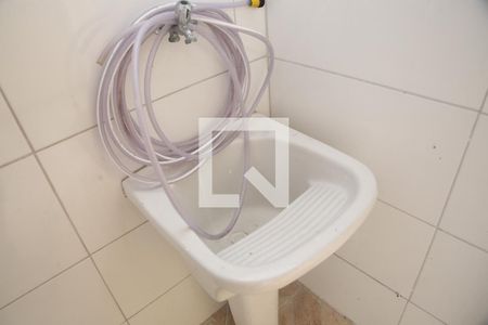 Casa para alugar com 78m², 2 quartos e 1 vagaÁrea de Serviço