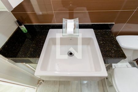 Apartamento à venda com 110m², 3 quartos e 2 vagasDetalhe Banheiro - Social