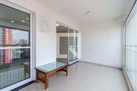 Apartamento à venda com 110m², 3 quartos e 2 vagasVaranda