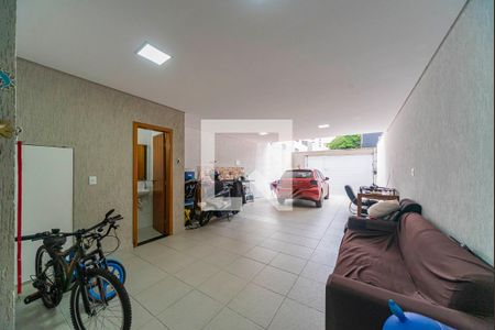 Casa à venda com 148m², 3 quartos e 3 vagasGaragem