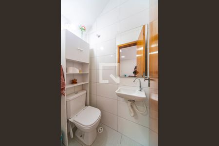 Casa à venda com 148m², 3 quartos e 3 vagasBanheiro da Garagem