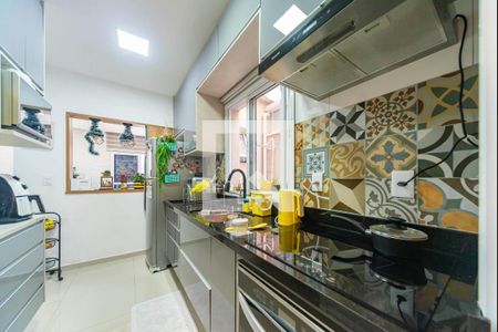 Casa à venda com 148m², 3 quartos e 3 vagasCozinha 