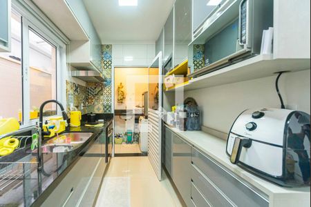 Casa à venda com 148m², 3 quartos e 3 vagasCozinha 