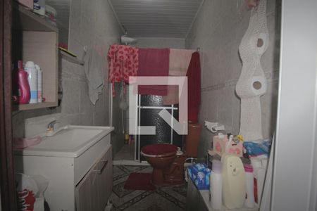 Banheiro de casa à venda com 1 quarto, 100m² em Rio Branco, Canoas