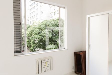 Quarto 1 de apartamento à venda com 3 quartos, 120m² em Copacabana, Rio de Janeiro