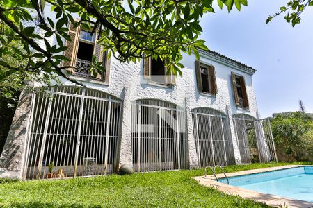 Fachada de casa à venda com 4 quartos, 333m² em Fazenda Morumbi, São Paulo