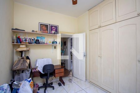 Quarto 2 de casa de condomínio para alugar com 2 quartos, 83m² em Mangueira, São Gonçalo
