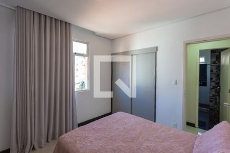 Apartamento à venda com 187m², 3 quartos e 1 vaga Apartamento à venda com 187m², 3 quartos e 1 vagaQuarto 2 - Suíte