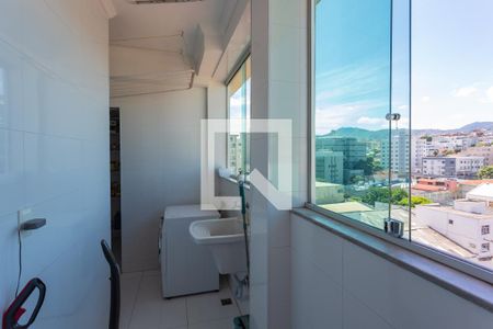 Apartamento à venda com 187m², 3 quartos e 1 vaga Apartamento à venda com 187m², 3 quartos e 1 vagaÁrea de Serviço