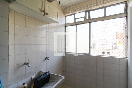 Apartamento à venda com 70m², 3 quartos e 1 vagaÁrea de Serviço